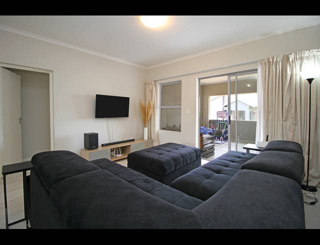 3 BEDROOM APARTMENT FOR SALE IN NORTH RIDING